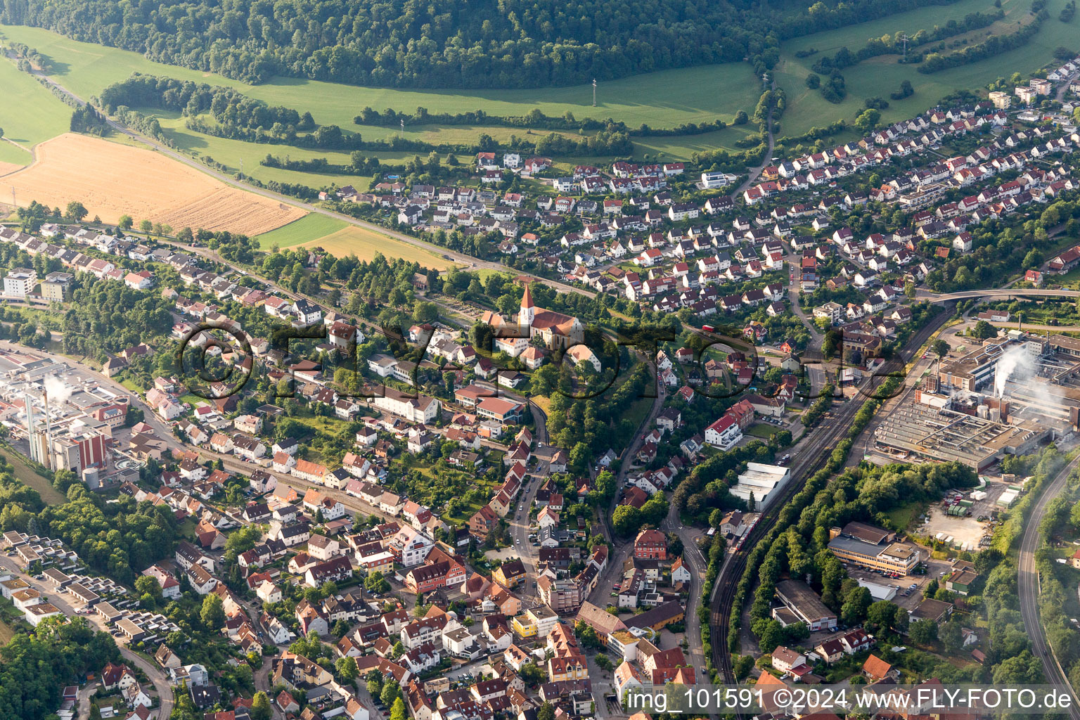 Vue aérienne de Quartier Unterkochen in Aalen dans le département Bade-Wurtemberg, Allemagne