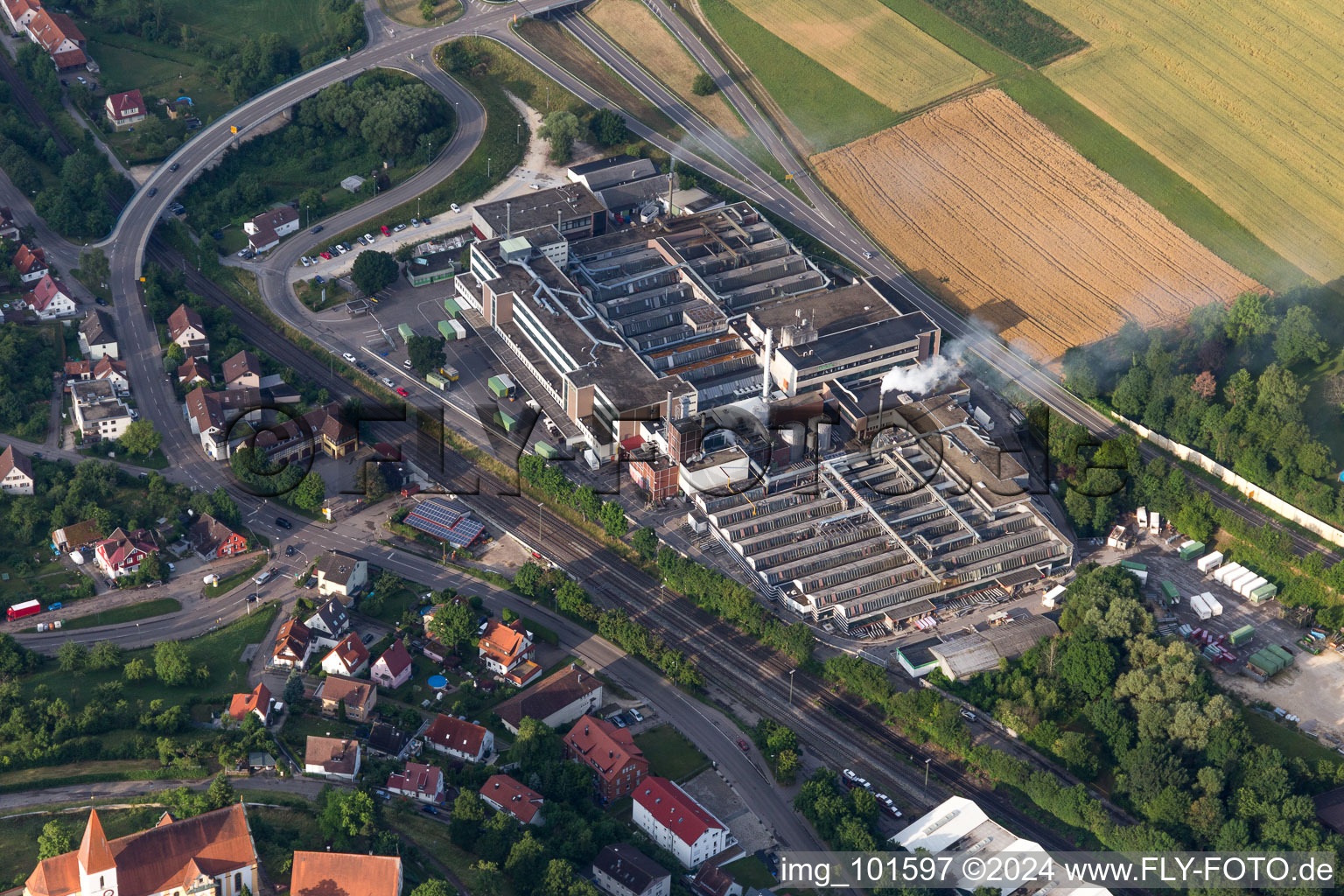 Vue aérienne de Locaux de l'usine RUD Ketten Rieger & Dietz GmbH u. à le quartier Unterkochen in Aalen dans le département Bade-Wurtemberg, Allemagne