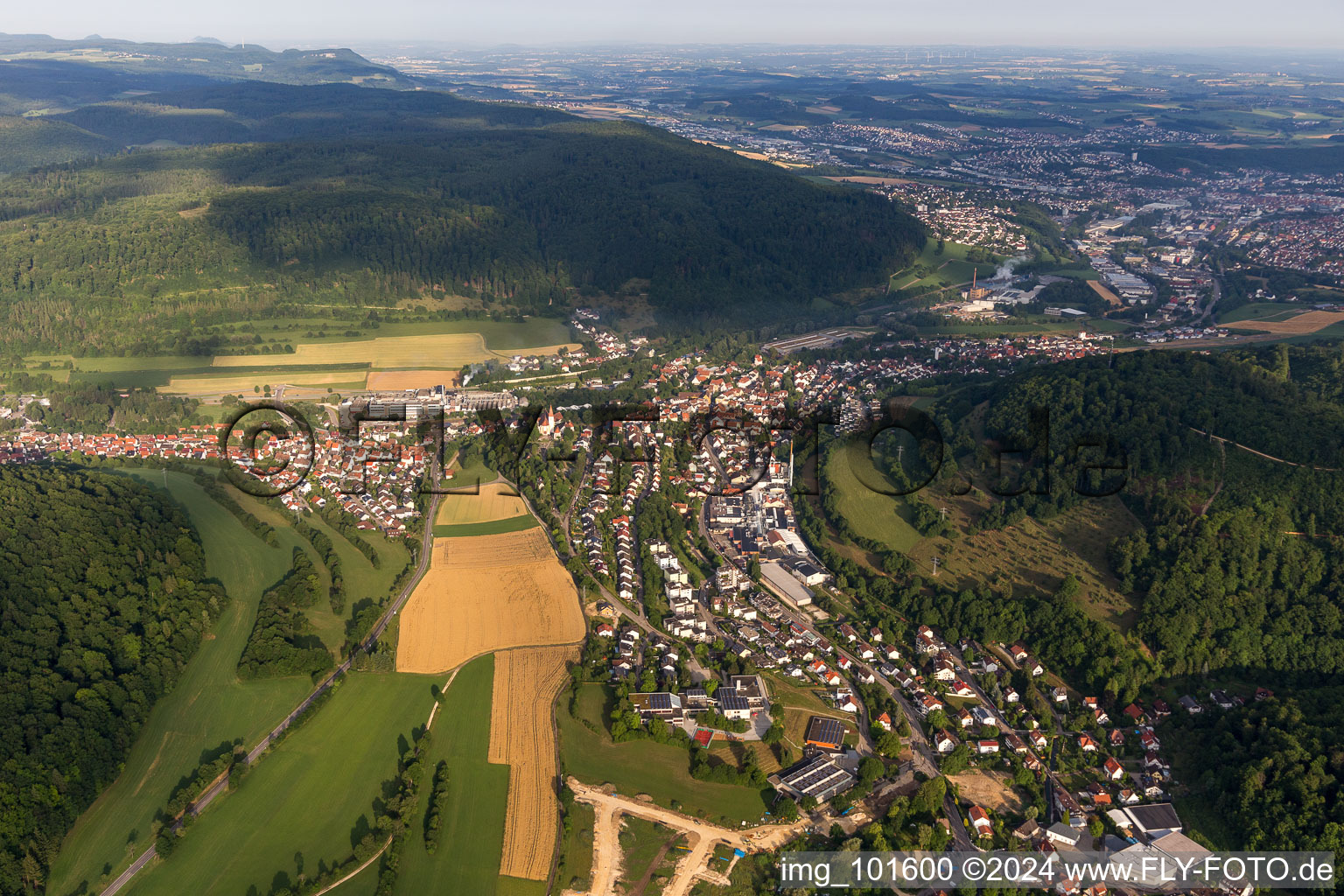 Vue oblique de Quartier Unterkochen in Aalen dans le département Bade-Wurtemberg, Allemagne