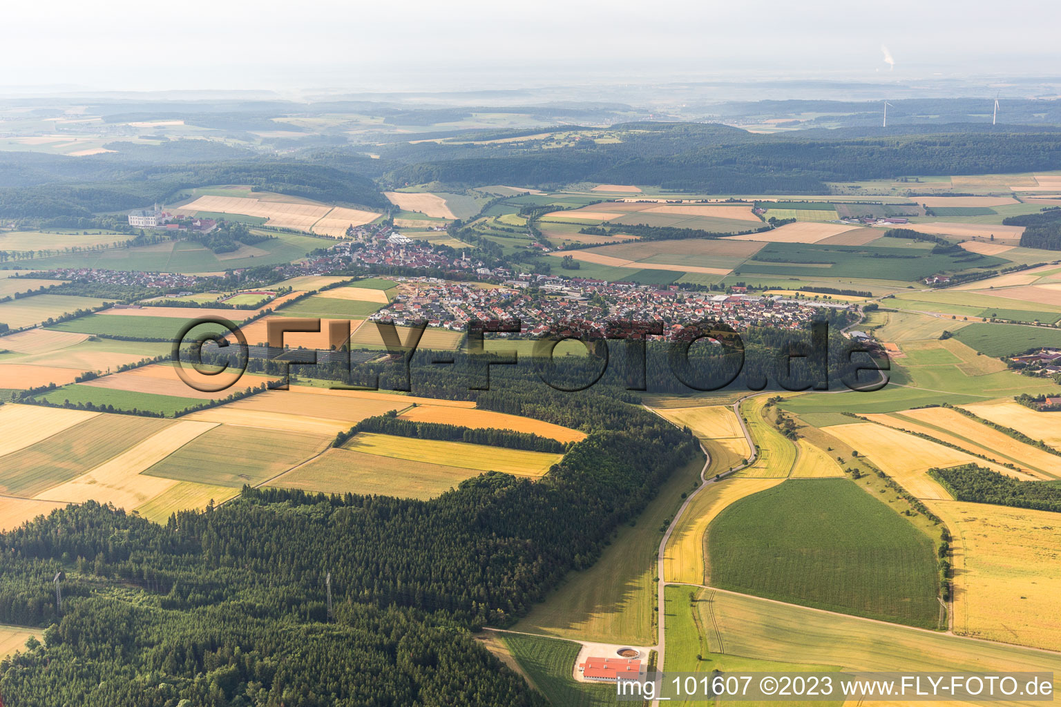 Vue aérienne de Neresheim dans le département Bade-Wurtemberg, Allemagne