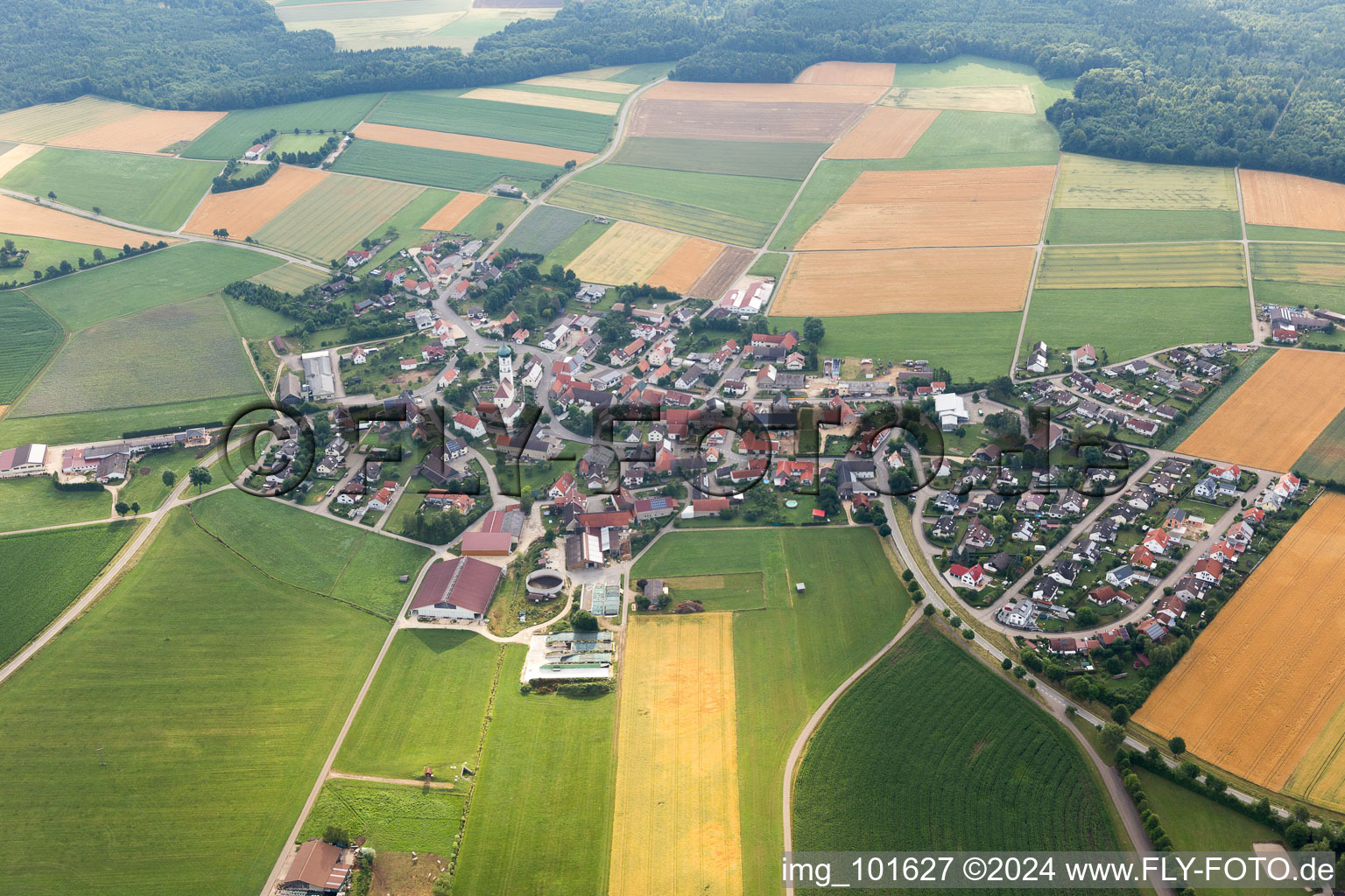 Vue aérienne de Kösingen dans le département Bade-Wurtemberg, Allemagne