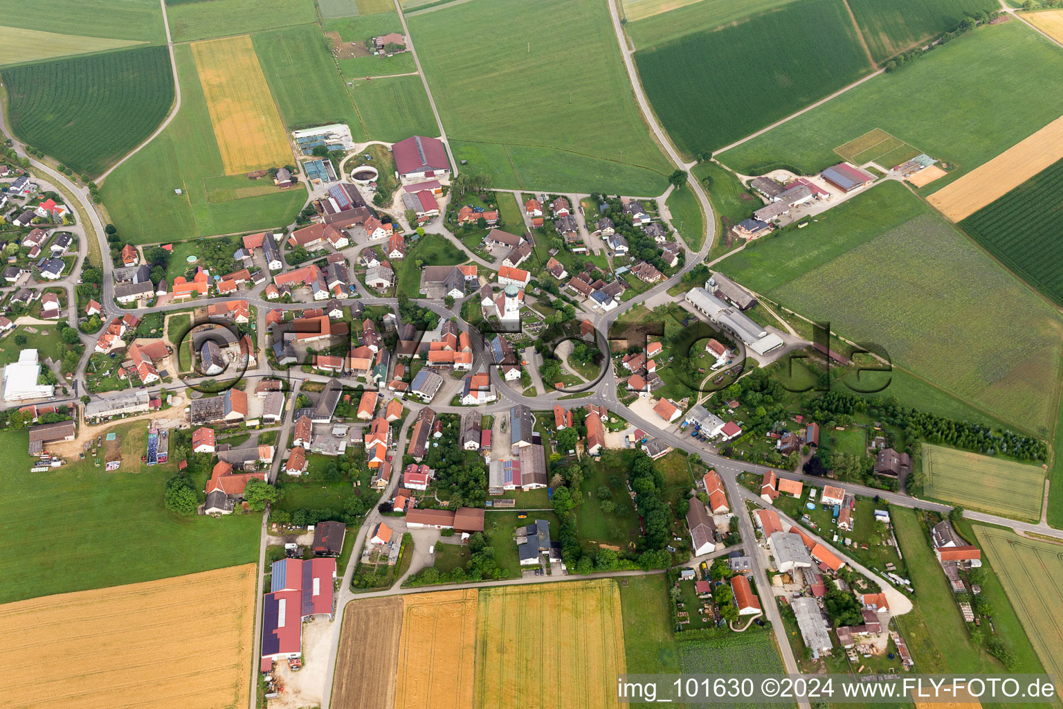 Vue oblique de Kösingen dans le département Bade-Wurtemberg, Allemagne