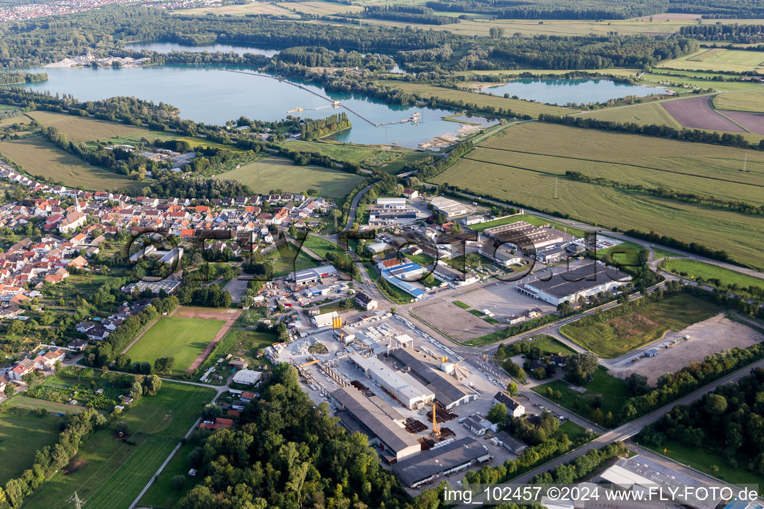 Quartier Huttenheim in Philippsburg dans le département Bade-Wurtemberg, Allemagne d'en haut