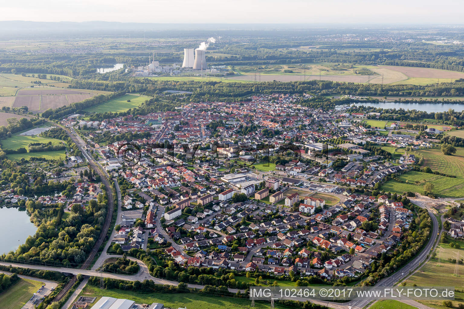 Vue aérienne de Centrale nucléaire de l'Est à Philippsburg dans le département Bade-Wurtemberg, Allemagne