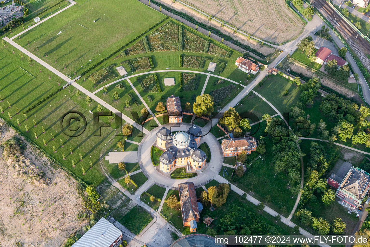 Vue aérienne de Waghäusel dans le département Bade-Wurtemberg, Allemagne