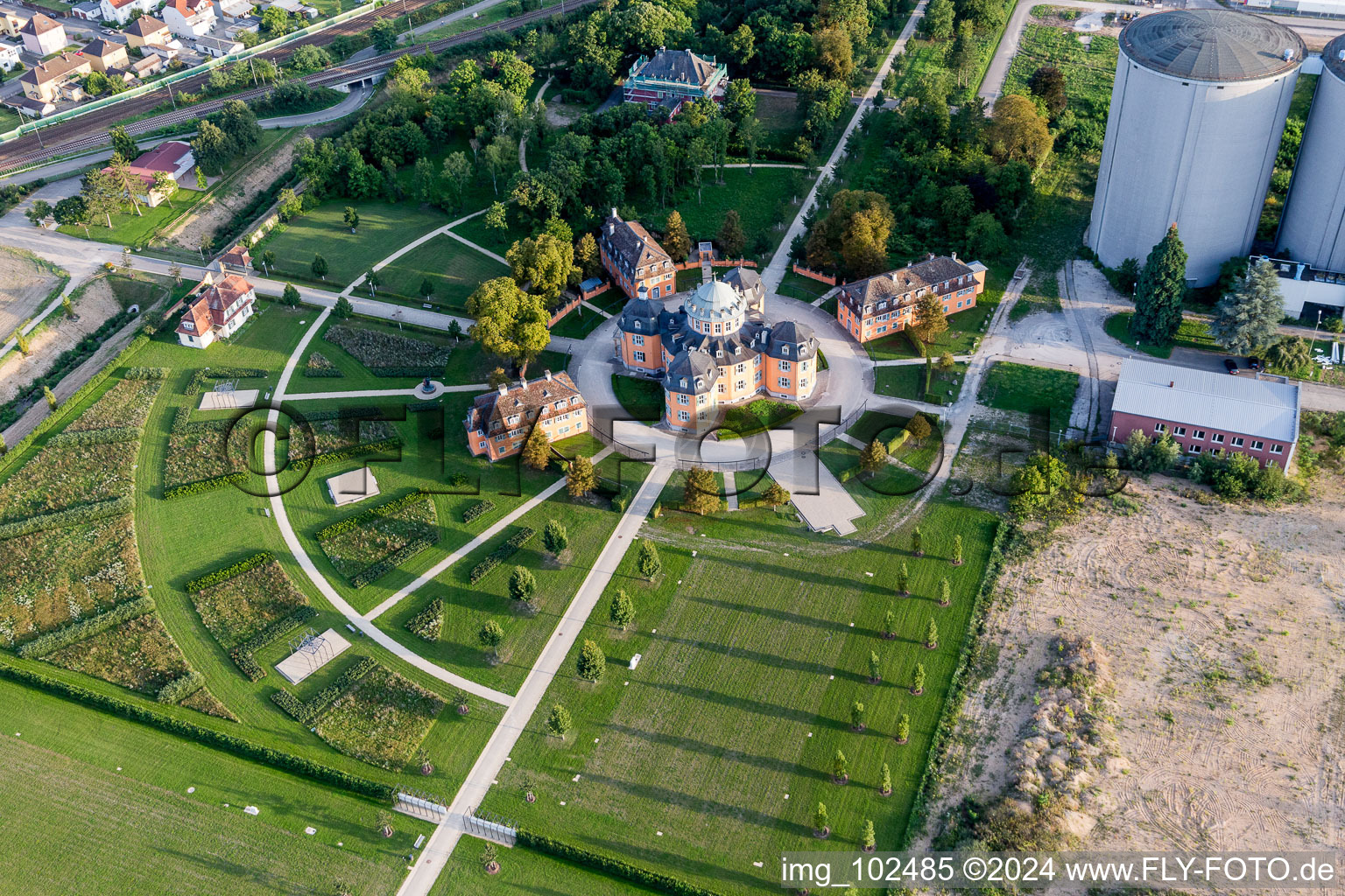 Vue aérienne de Palais de l'Ermitage Waghäusel à Waghäusel dans le département Bade-Wurtemberg, Allemagne