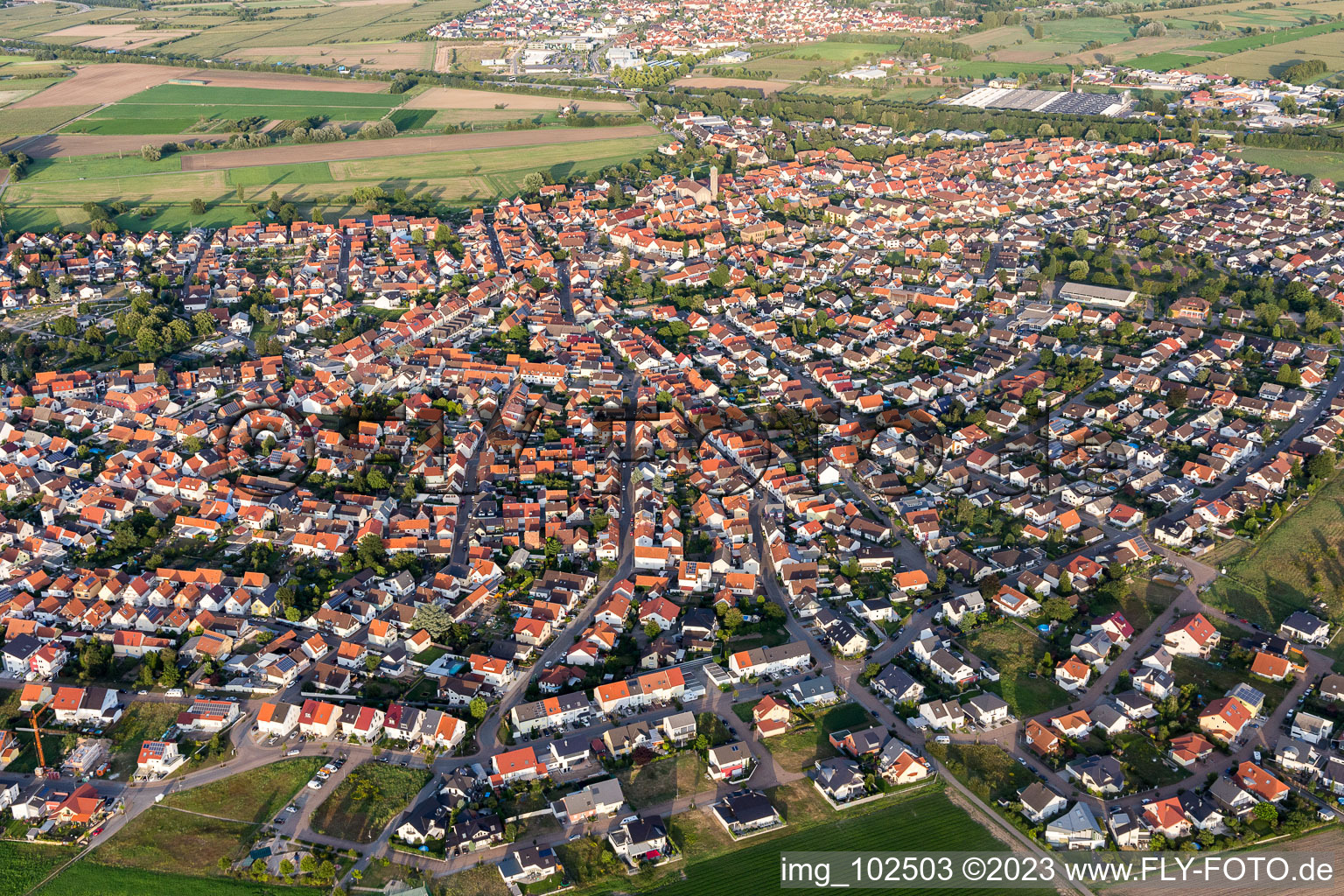 Vue aérienne de Quartier Sankt Leon in St. Leon-Rot dans le département Bade-Wurtemberg, Allemagne
