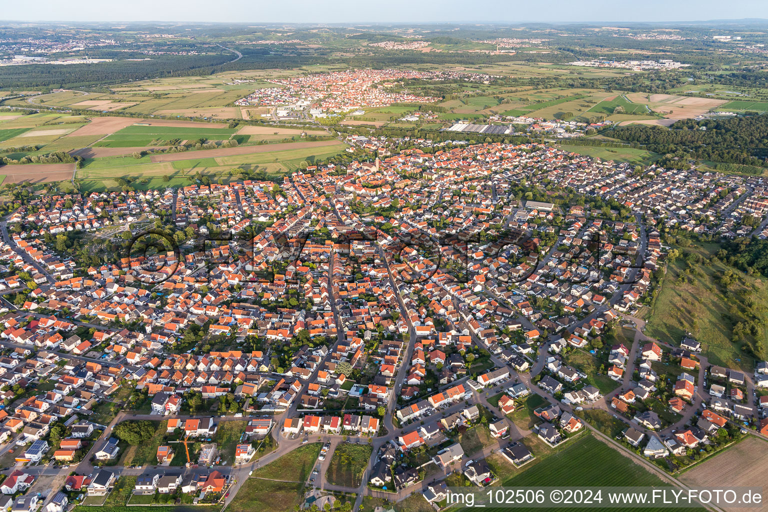 Vue aérienne de Quartier Sankt Leon in St. Leon-Rot dans le département Bade-Wurtemberg, Allemagne