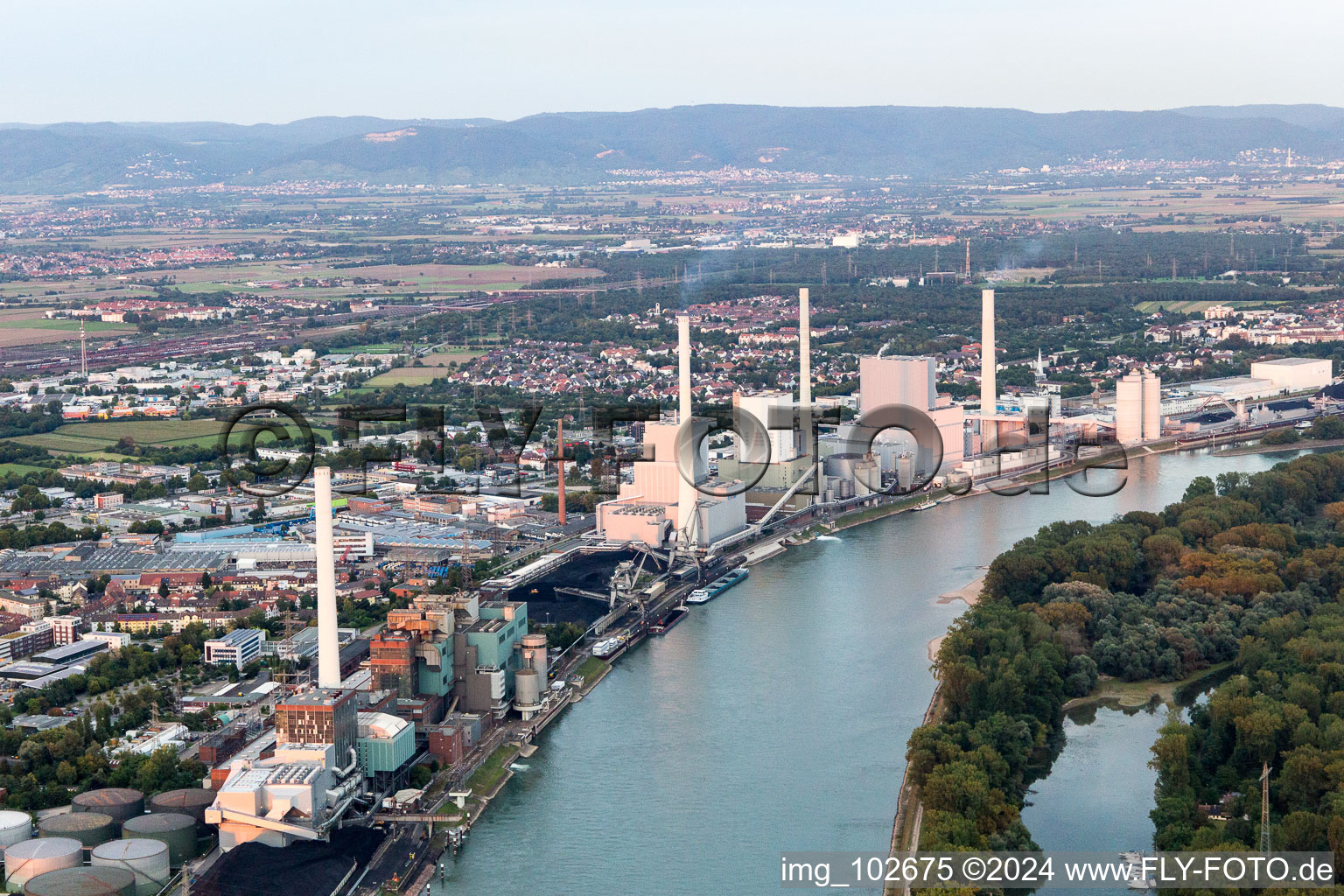 Vue oblique de GKM à le quartier Neckarau in Mannheim dans le département Bade-Wurtemberg, Allemagne