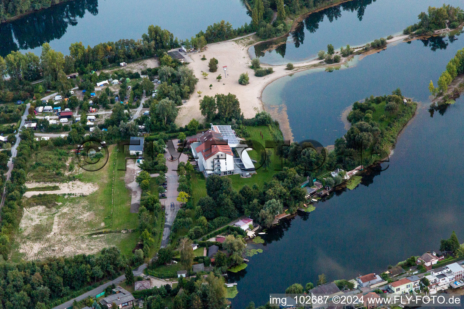 Altrip dans le département Rhénanie-Palatinat, Allemagne vue d'en haut