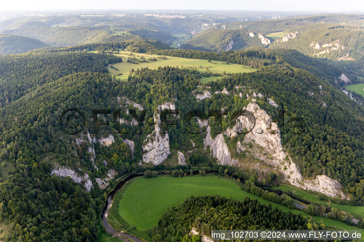 Vue aérienne de Fridingen an der Donau dans le département Bade-Wurtemberg, Allemagne