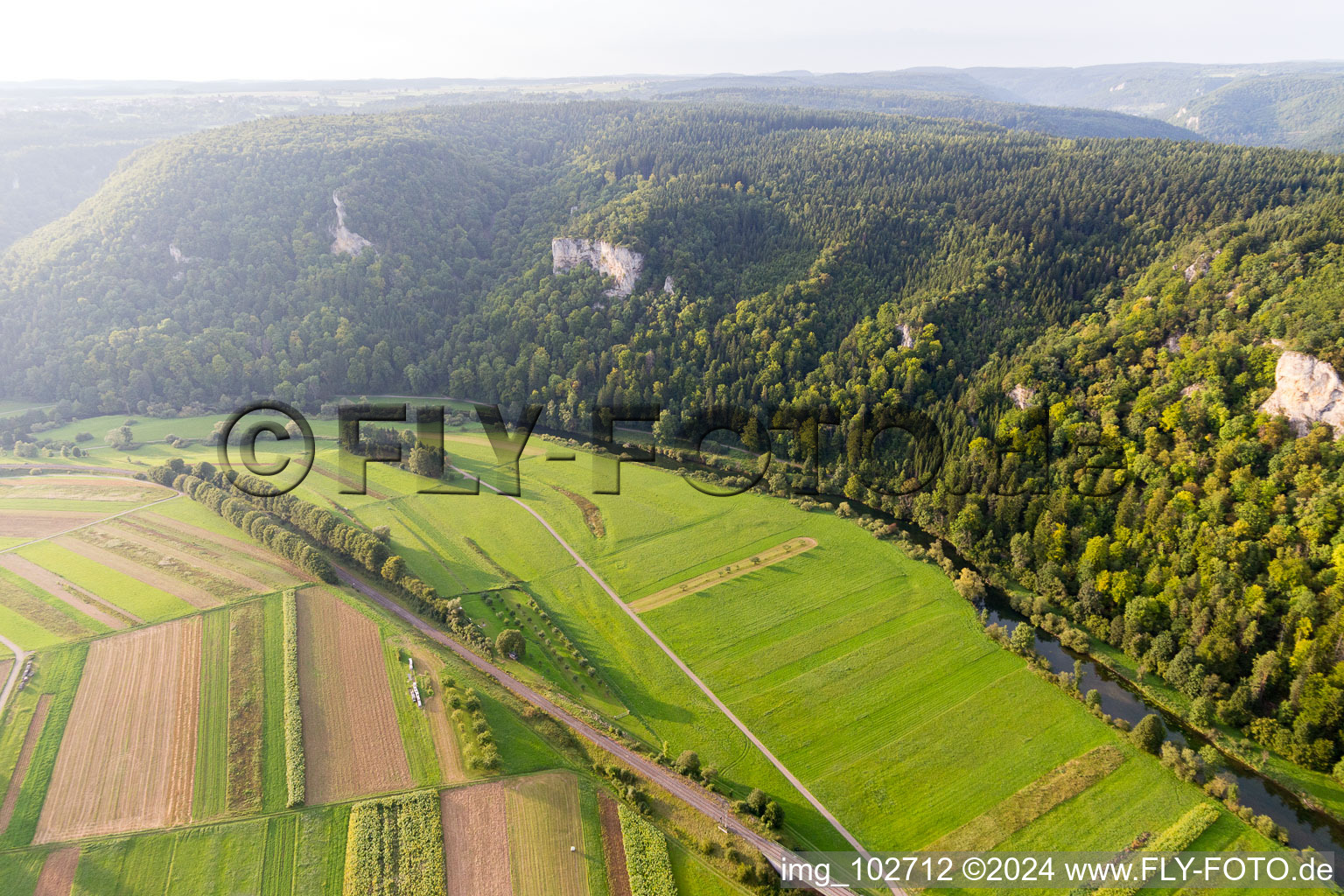 Vue d'oiseau de Fridingen an der Donau dans le département Bade-Wurtemberg, Allemagne