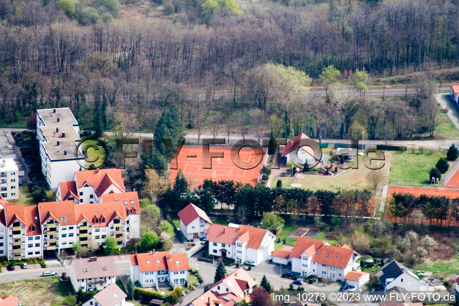 Jockgrim dans le département Rhénanie-Palatinat, Allemagne vue du ciel