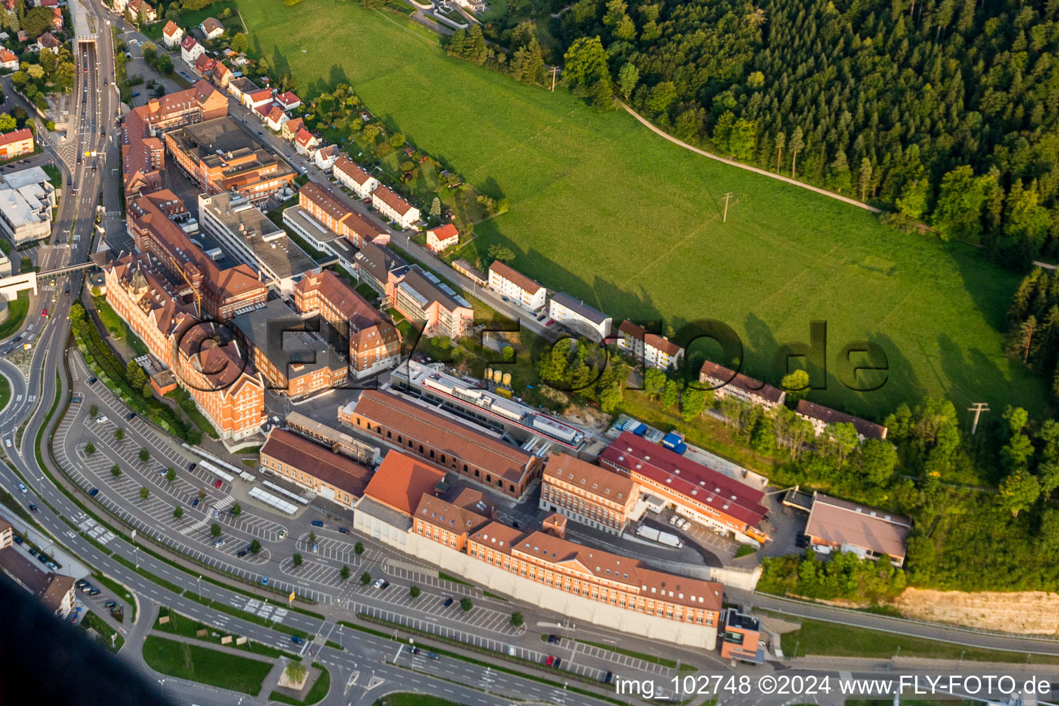 Vue aérienne de Banlieue à Tuttlingen dans le département Bade-Wurtemberg, Allemagne