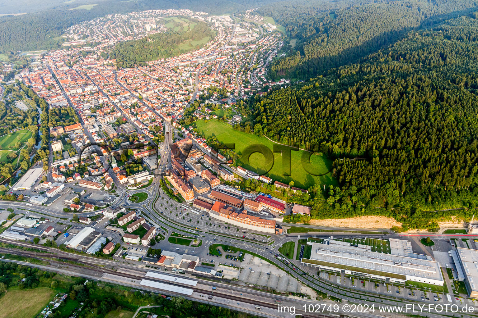 Vue aérienne de Banlieue à Tuttlingen dans le département Bade-Wurtemberg, Allemagne