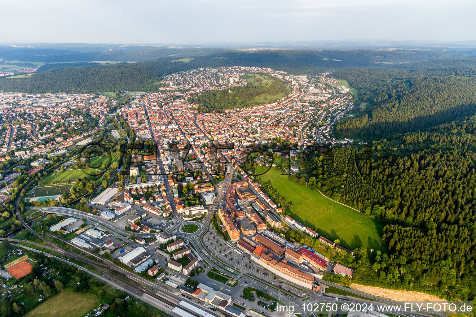 Vue aérienne de Sites de production du fabricant pharmaceutique B. Braun Vet Care GmbH à Tuttlingen dans le département Bade-Wurtemberg, Allemagne