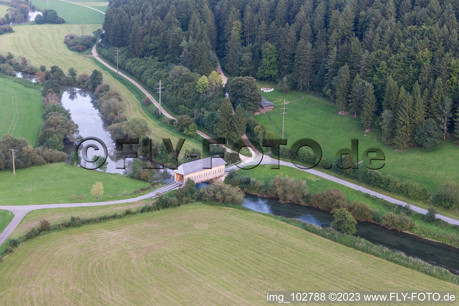 Immendingen dans le département Bade-Wurtemberg, Allemagne du point de vue du drone