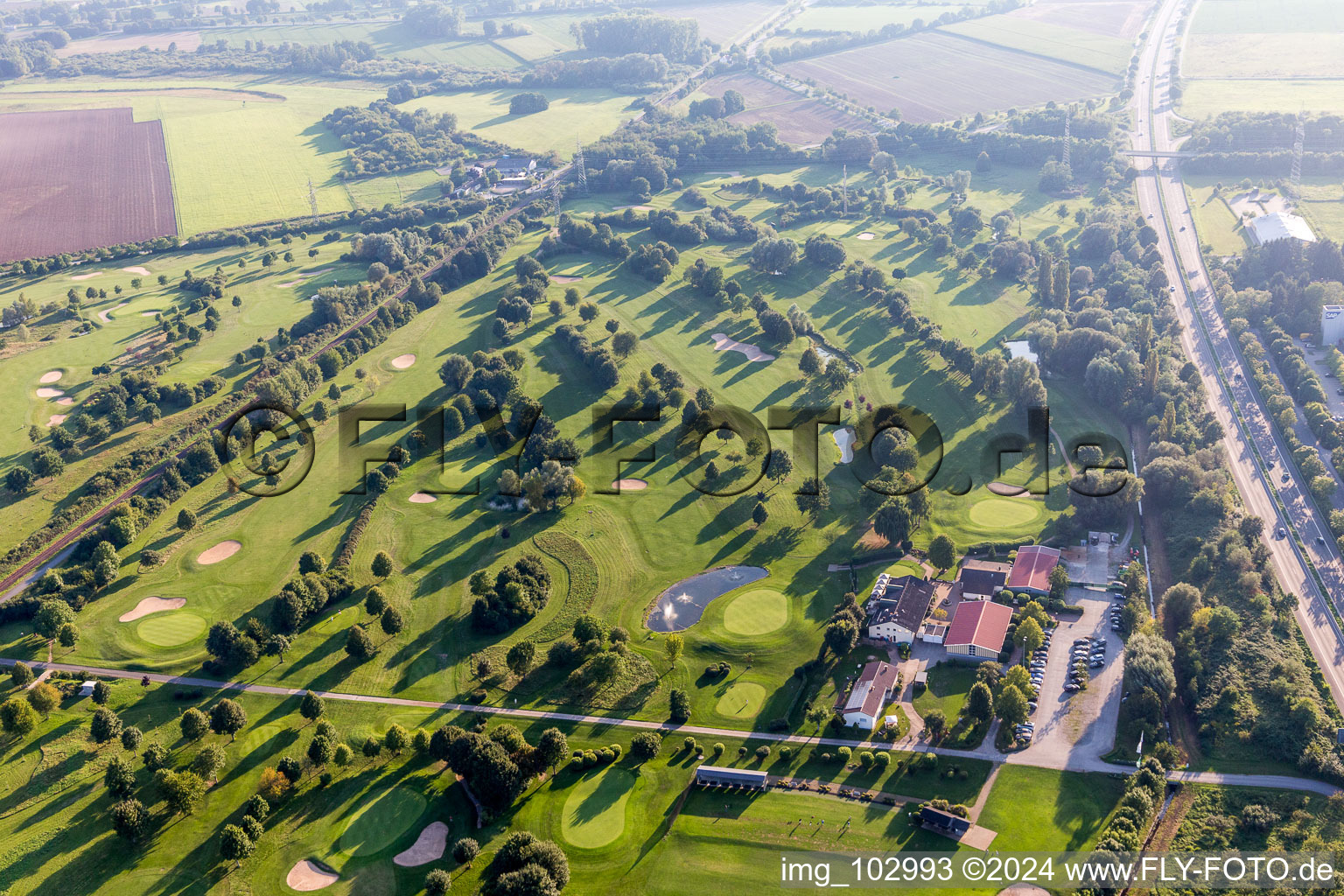 Vue oblique de Club de golf à Bensheim dans le département Hesse, Allemagne