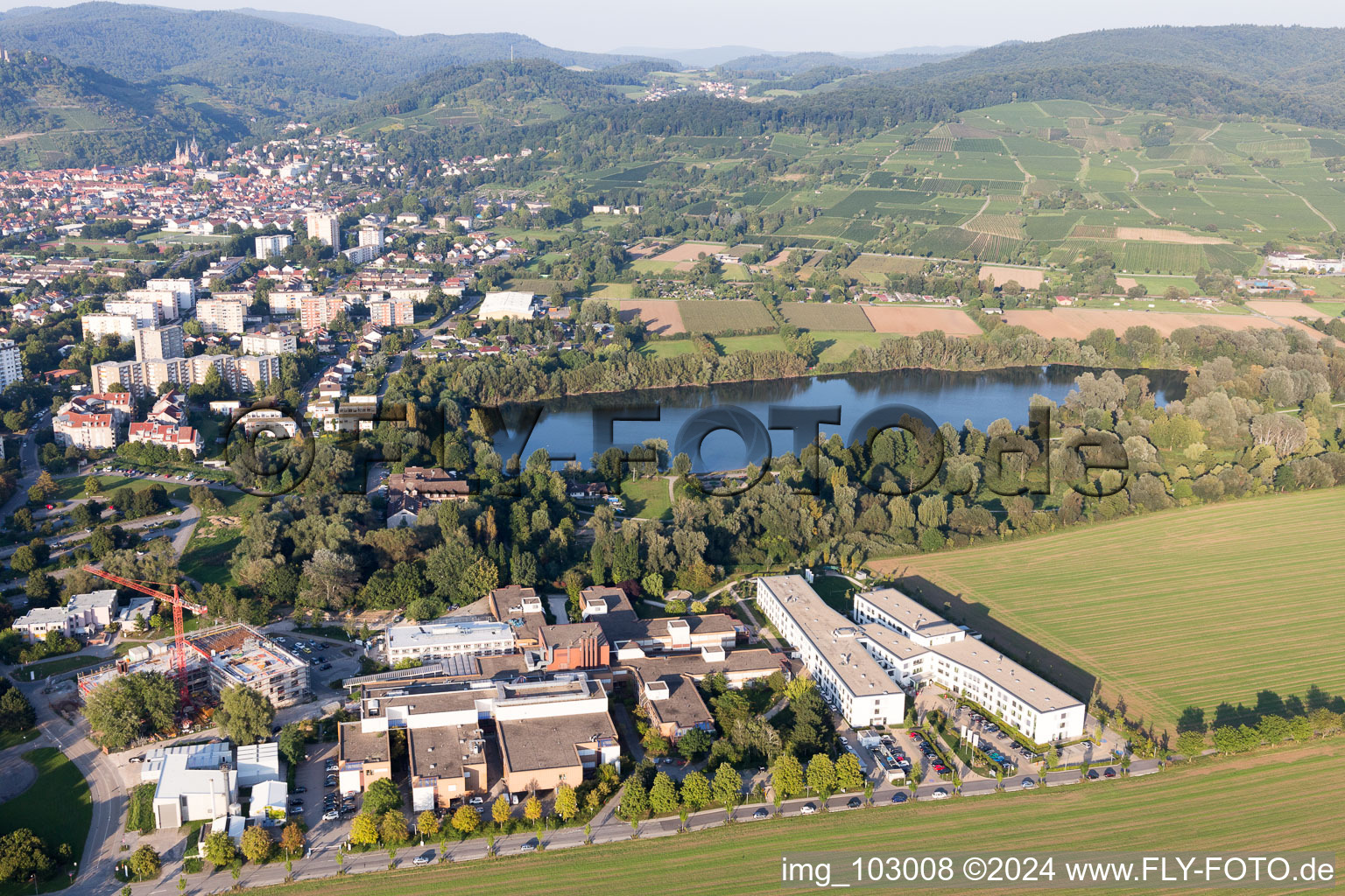 Vue aérienne de Lac Bruch à Heppenheim dans le département Hesse, Allemagne