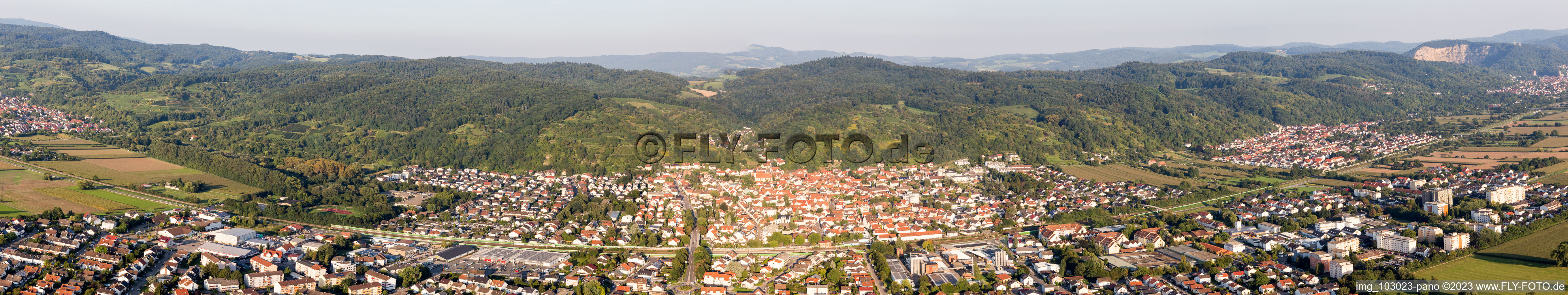 Vue aérienne de Panorama à Hemsbach dans le département Bade-Wurtemberg, Allemagne