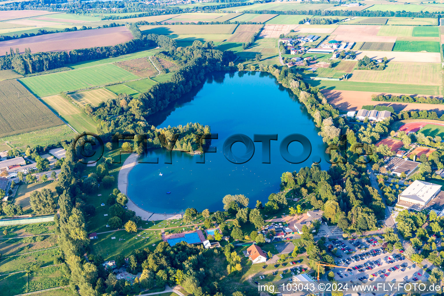 Vue aérienne de Heddesheim dans le département Bade-Wurtemberg, Allemagne