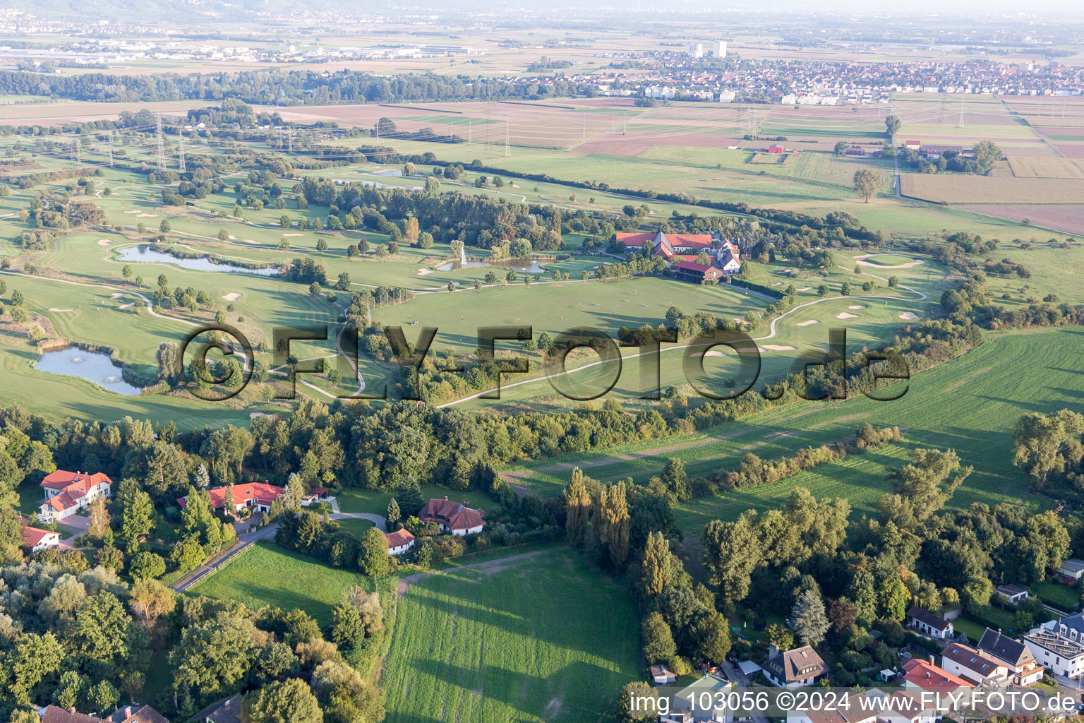 Vue oblique de Terrain de golf Heddesheim Gut Neuzenhof à Heddesheim dans le département Bade-Wurtemberg, Allemagne