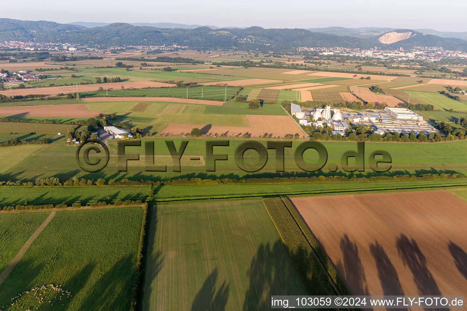 Vue oblique de Hüttenfeld dans le département Hesse, Allemagne