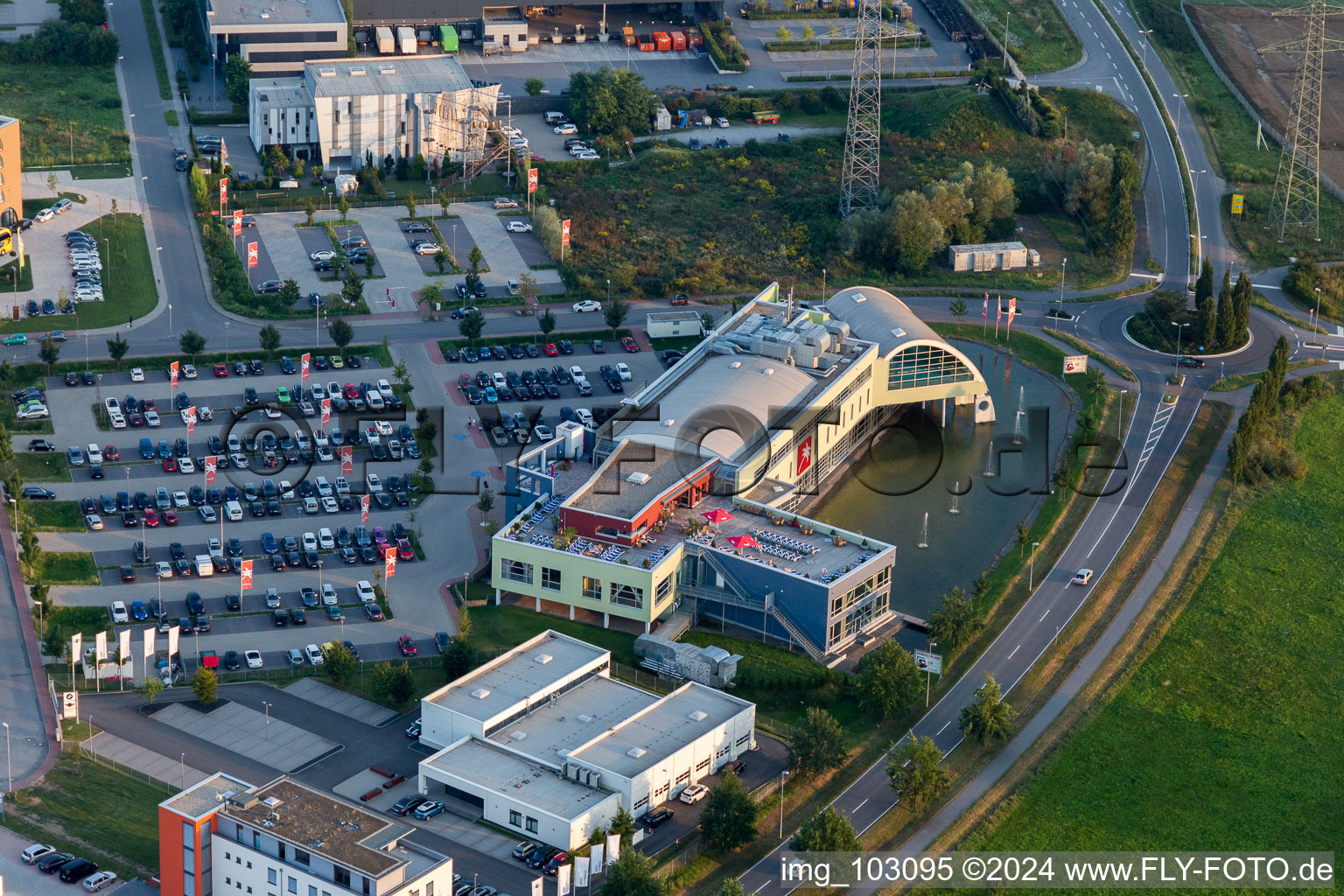 Vue aérienne de Zone industrielle à Bensheim dans le département Hesse, Allemagne