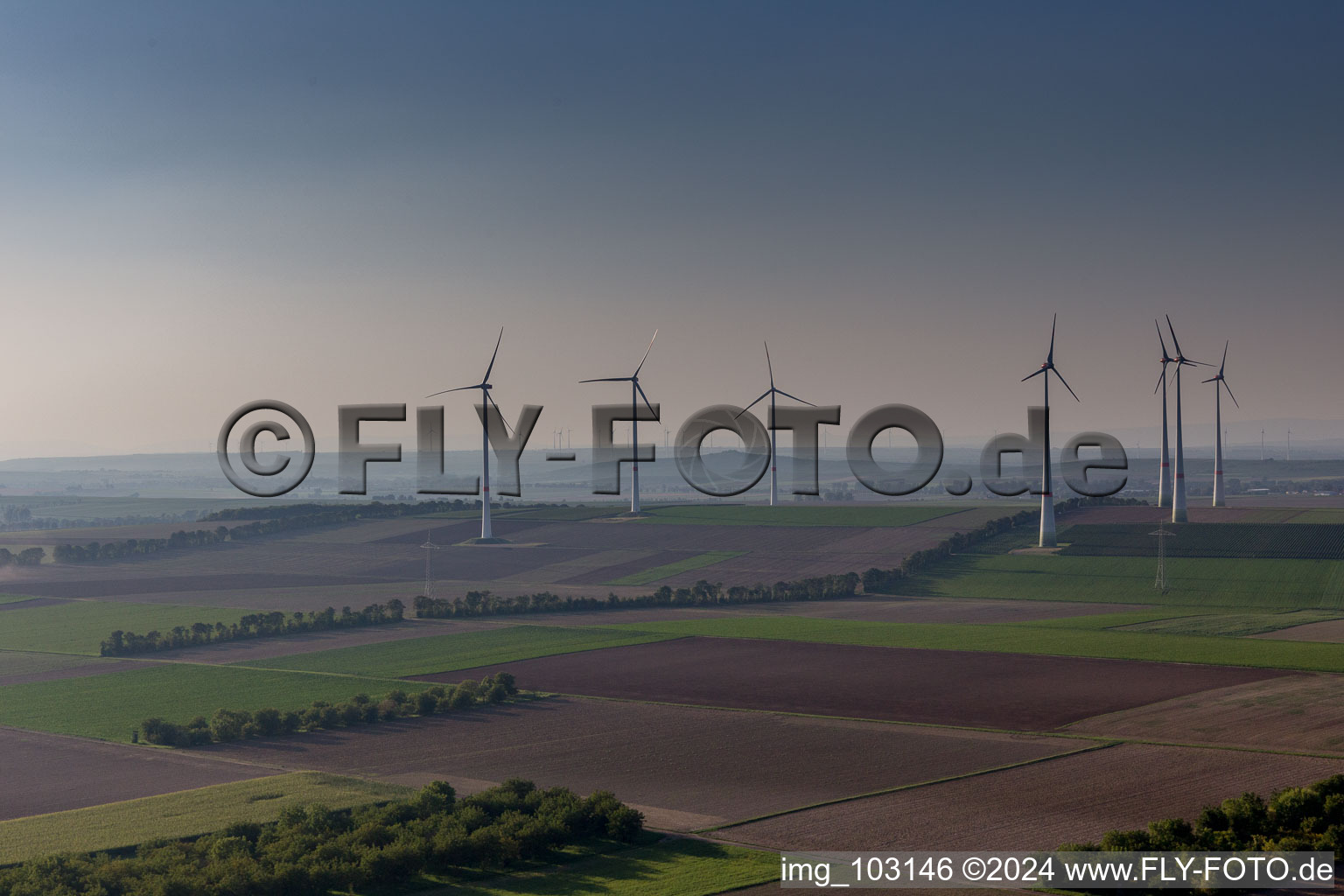 Vue aérienne de Bechtheim dans le département Rhénanie-Palatinat, Allemagne