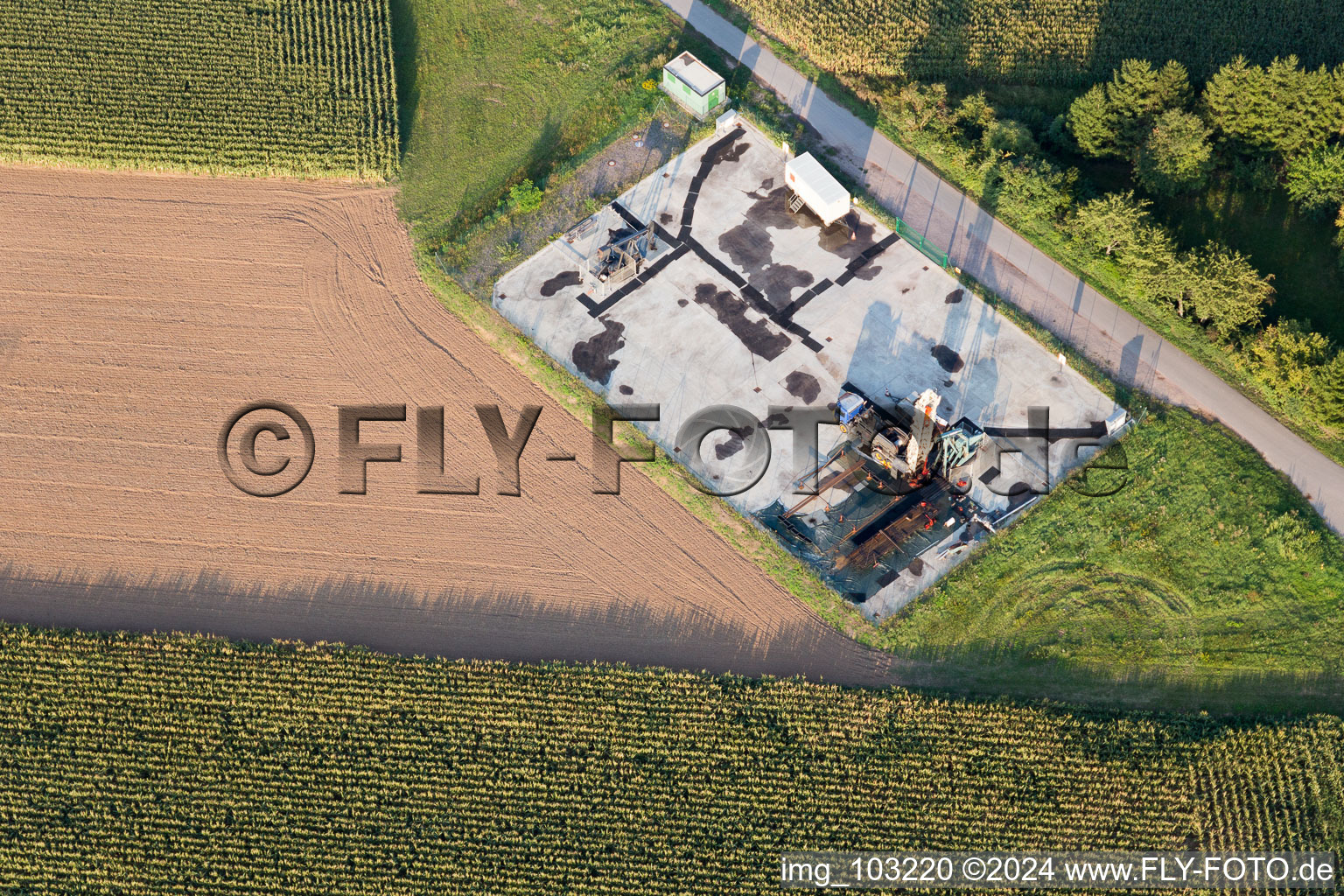 Vue aérienne de Centrale d'asphalte à le quartier Dammheim in Landau in der Pfalz dans le département Rhénanie-Palatinat, Allemagne