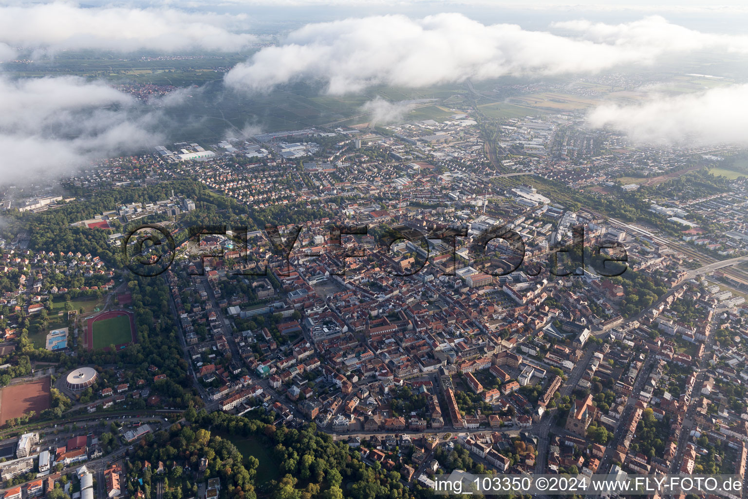 Vue d'oiseau de Landau in der Pfalz dans le département Rhénanie-Palatinat, Allemagne