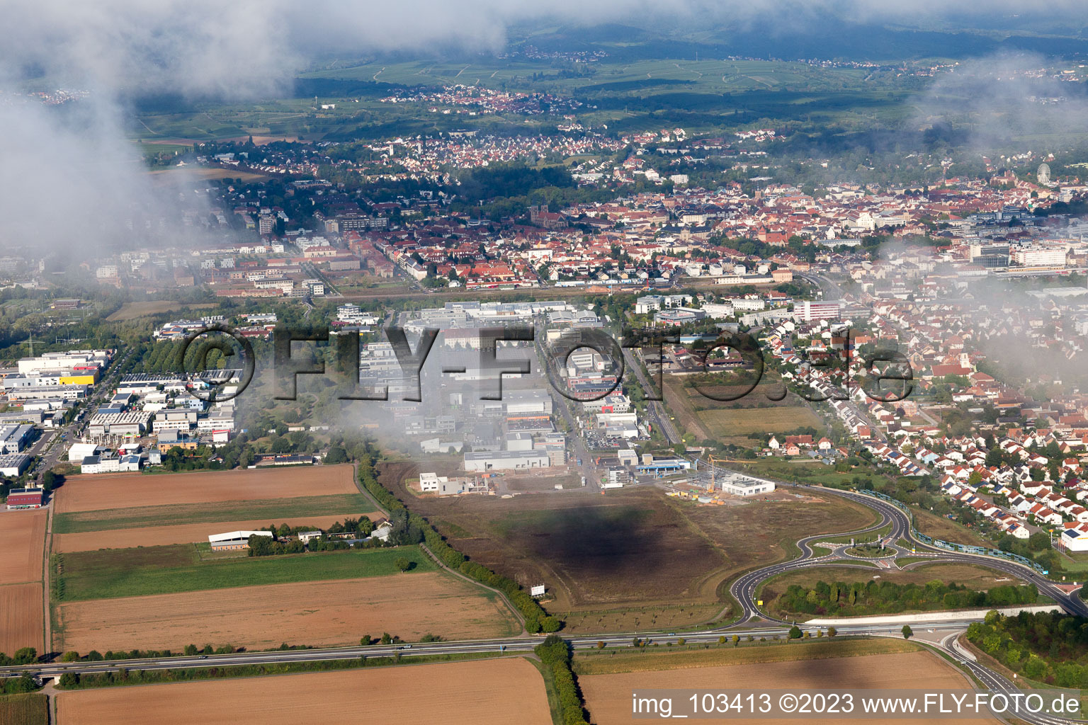 Quartier Queichheim in Landau in der Pfalz dans le département Rhénanie-Palatinat, Allemagne vu d'un drone