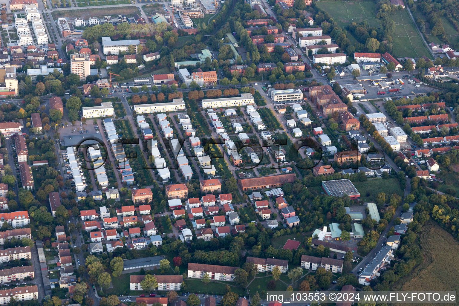 Vue aérienne de Landau Sud à Landau in der Pfalz dans le département Rhénanie-Palatinat, Allemagne