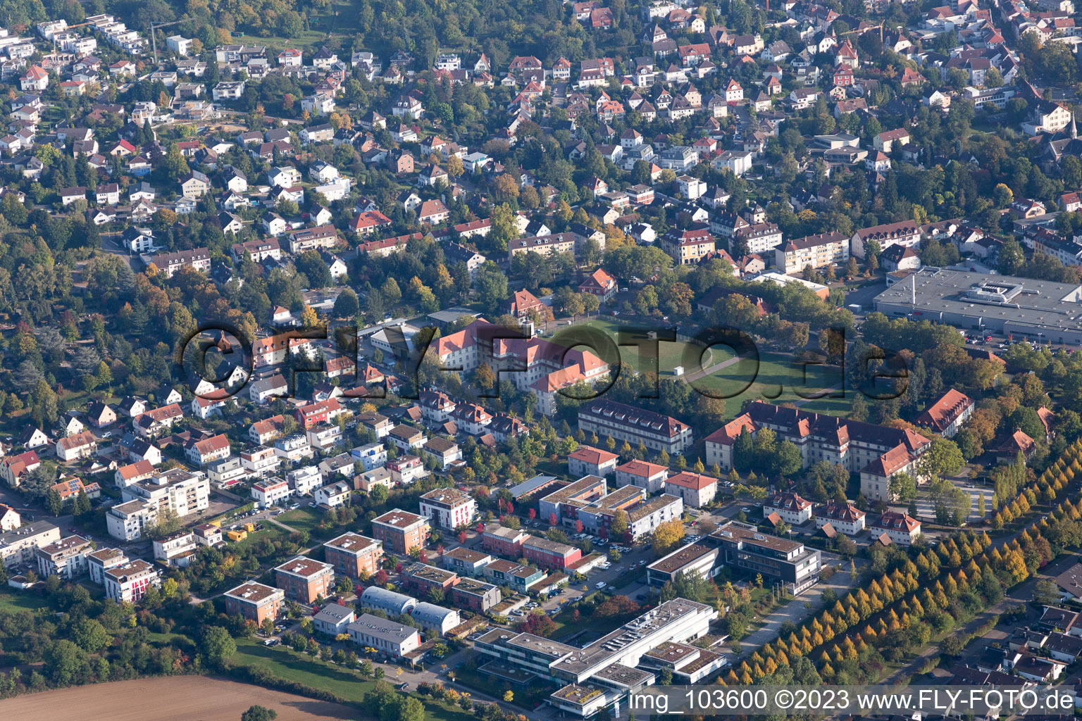 Vue aérienne de Casino à Ettlingen dans le département Bade-Wurtemberg, Allemagne