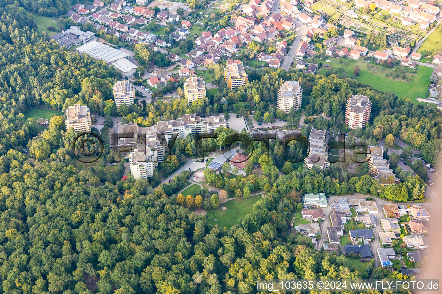 Eisingen dans le département Bade-Wurtemberg, Allemagne d'en haut