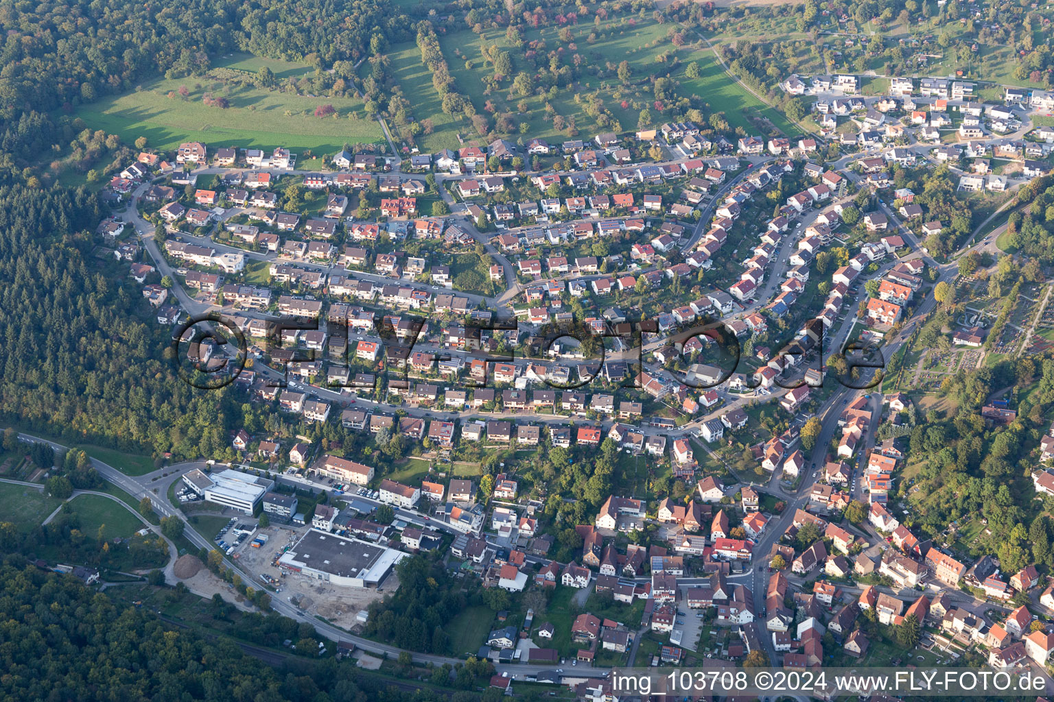 Ispringen dans le département Bade-Wurtemberg, Allemagne d'en haut