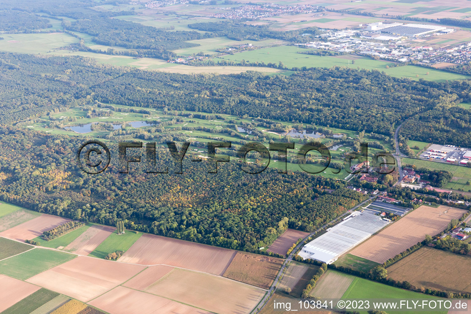 Enregistrement par drone de Essingen dans le département Rhénanie-Palatinat, Allemagne