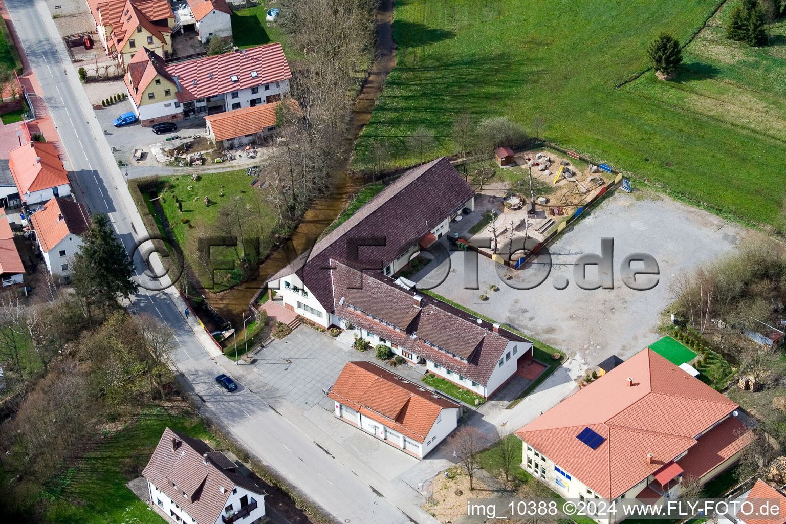 Vue aérienne de Quartier Affolterbach in Wald-Michelbach dans le département Hesse, Allemagne