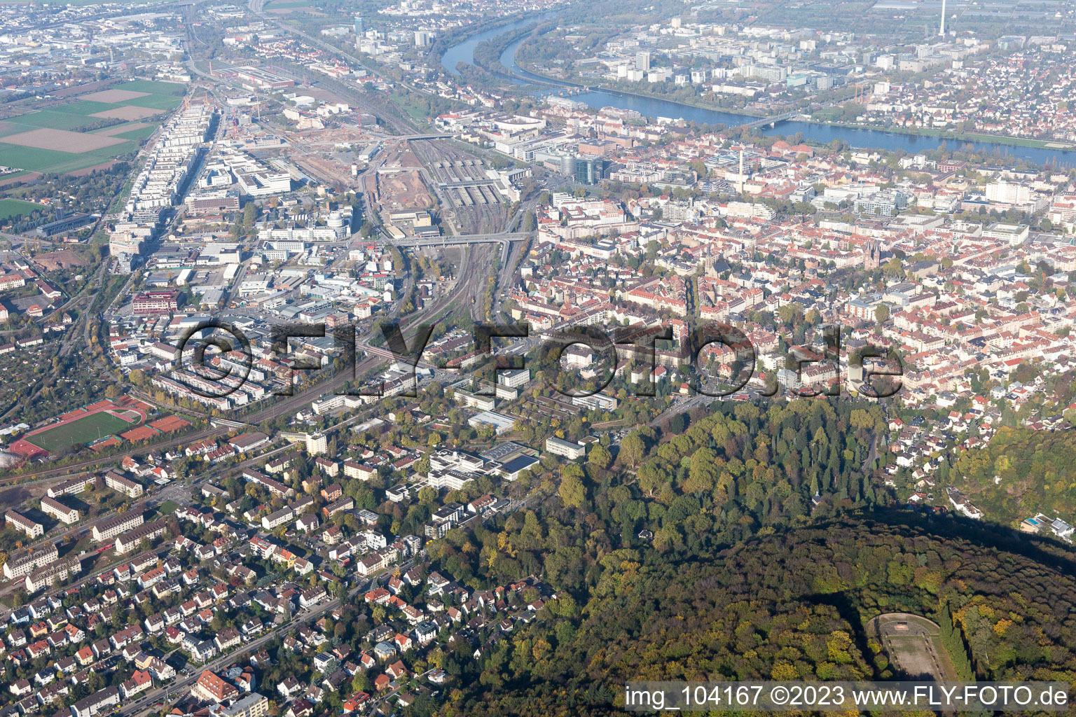 Vue aérienne de Schillerstr. à le quartier Weststadt in Heidelberg dans le département Bade-Wurtemberg, Allemagne