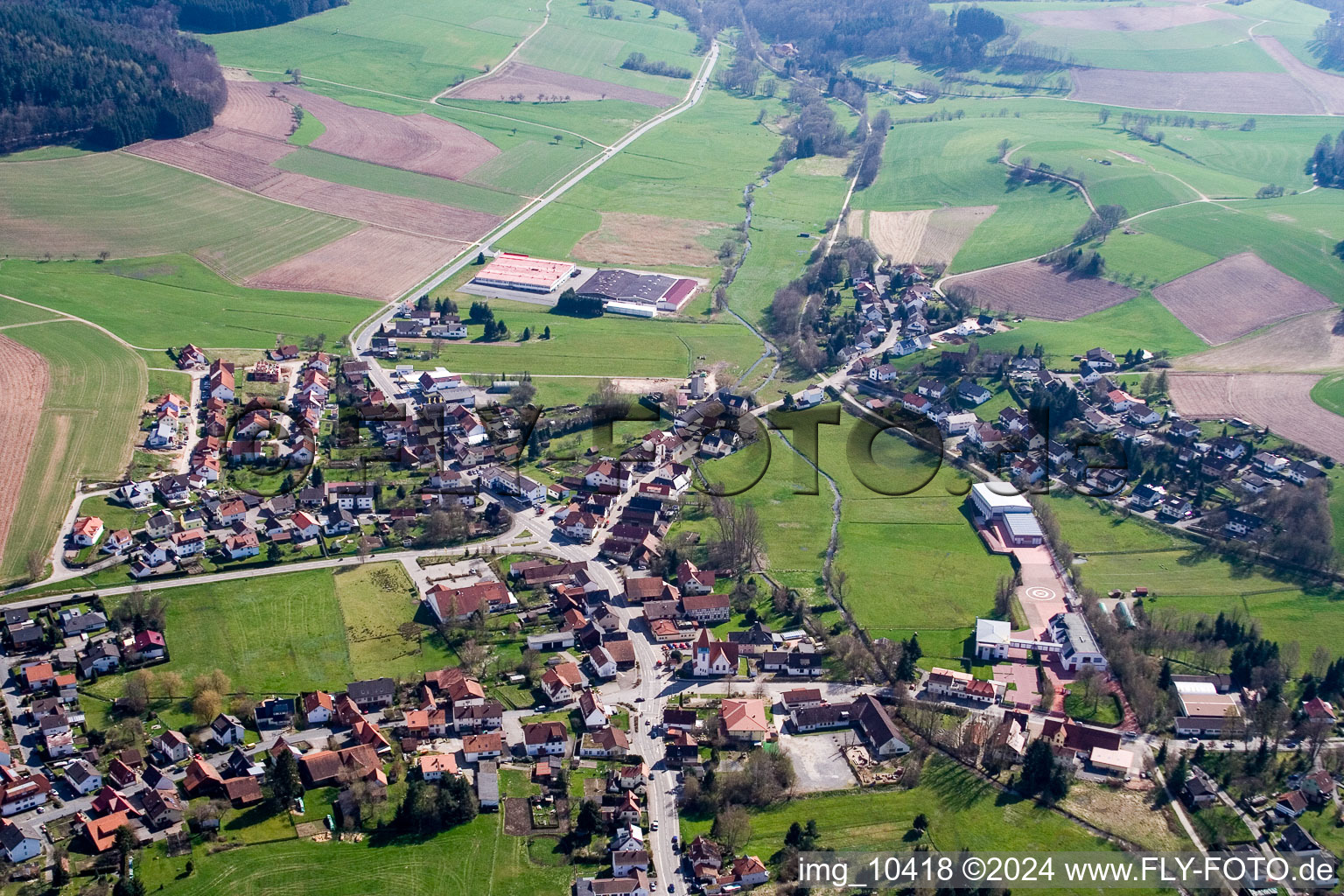 Vue aérienne de Vue sur le village à le quartier Affolterbach in Wald-Michelbach dans le département Hesse, Allemagne