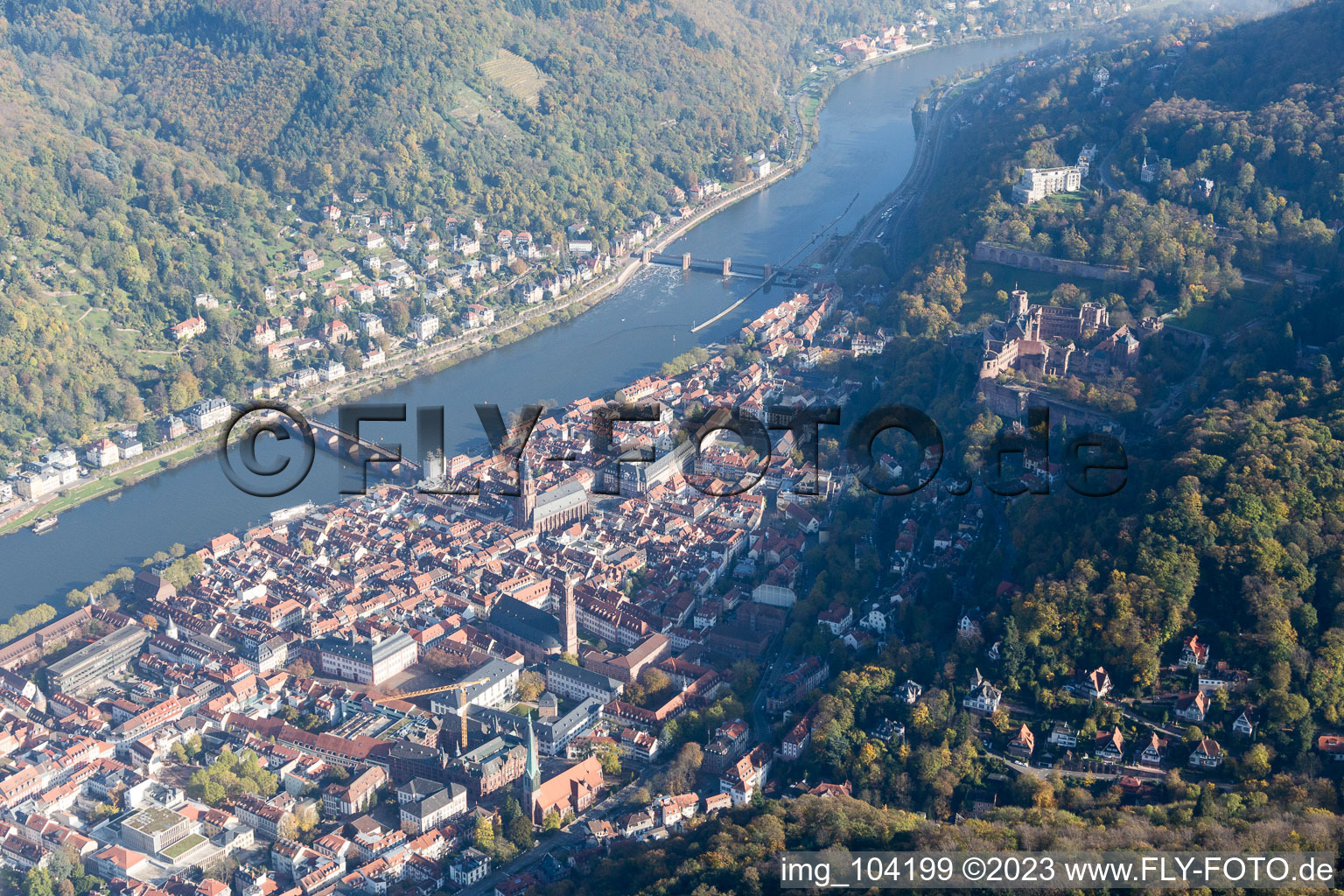 Photographie aérienne de Église des Jésuites et église du Saint-Esprit dans la vieille ville à le quartier Kernaltstadt in Heidelberg dans le département Bade-Wurtemberg, Allemagne