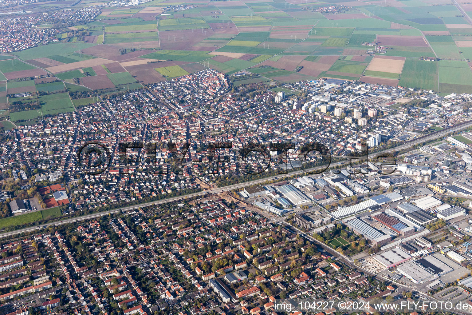 Vue oblique de Eppelheim dans le département Bade-Wurtemberg, Allemagne