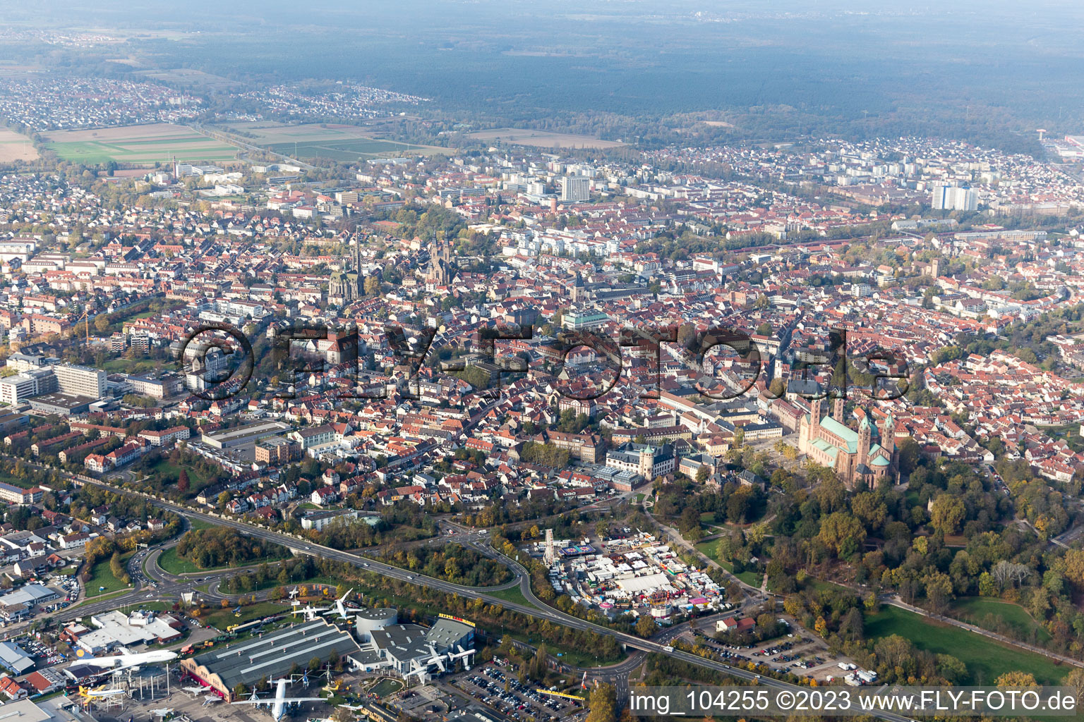 Photographie aérienne de Speyer dans le département Rhénanie-Palatinat, Allemagne