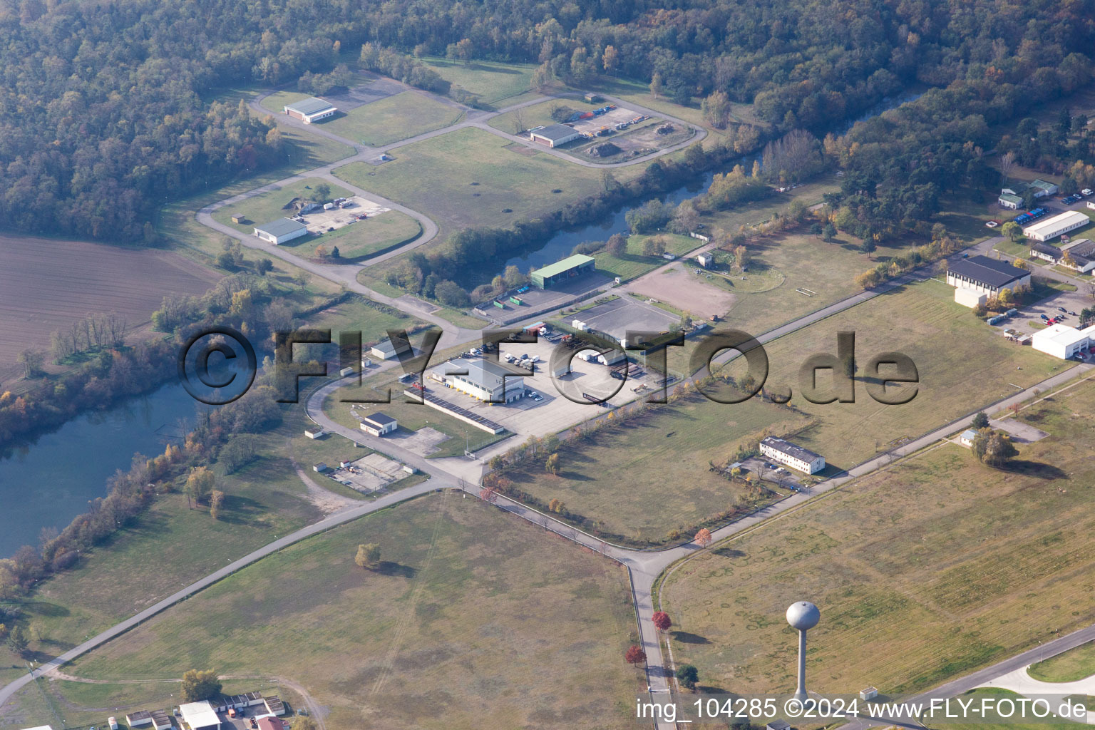 Germersheim dans le département Rhénanie-Palatinat, Allemagne vue du ciel