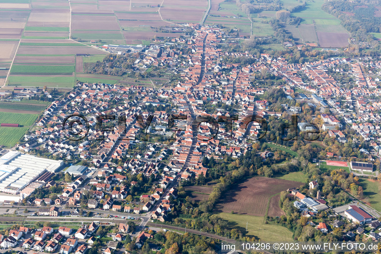 Vue aérienne de Bellheim dans le département Rhénanie-Palatinat, Allemagne