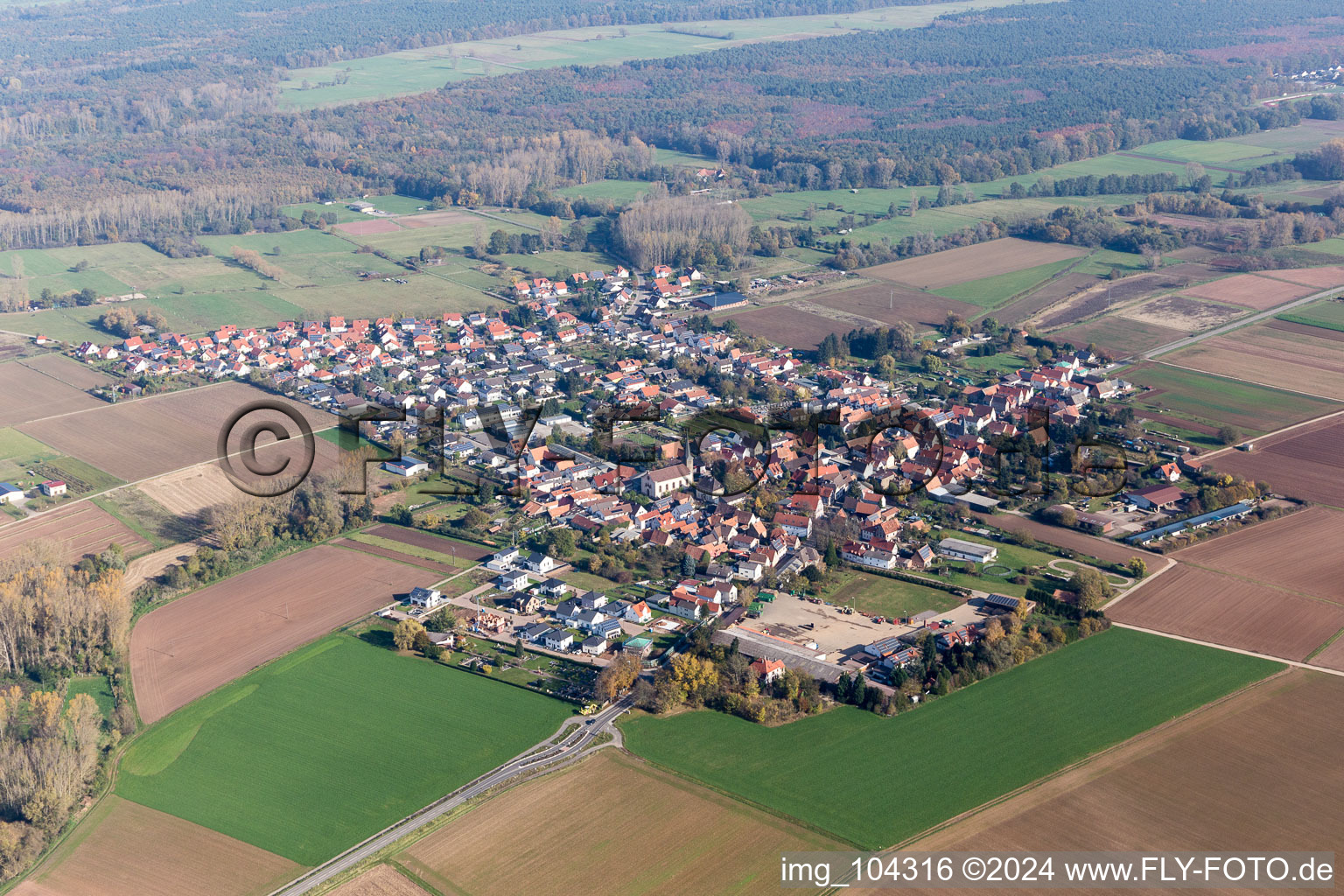 Vue d'oiseau de Quartier Ottersheim in Ottersheim bei Landau dans le département Rhénanie-Palatinat, Allemagne