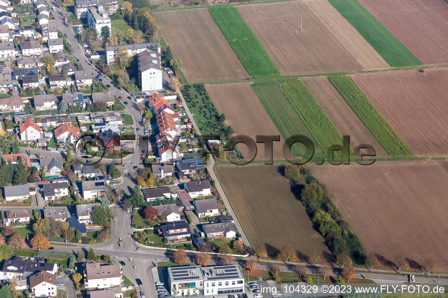 Vue aérienne de Offenbach an der Queich dans le département Rhénanie-Palatinat, Allemagne