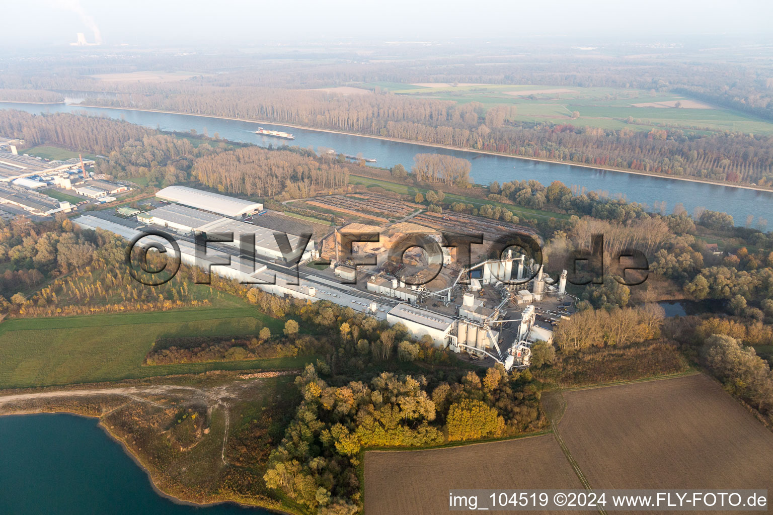 Vue aérienne de Germersheim dans le département Rhénanie-Palatinat, Allemagne