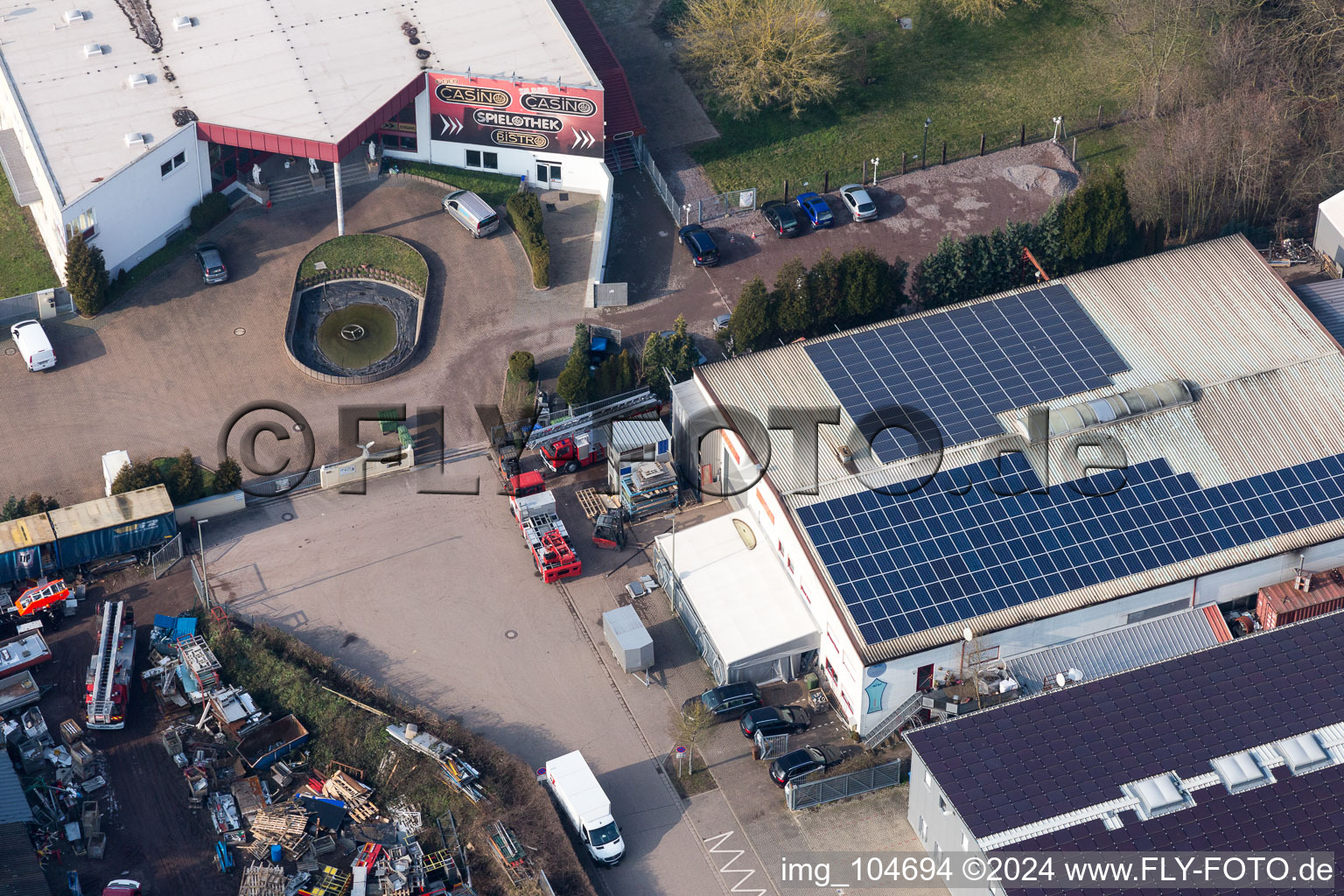 Vue oblique de Zone industrielle de Horst à le quartier Minderslachen in Kandel dans le département Rhénanie-Palatinat, Allemagne