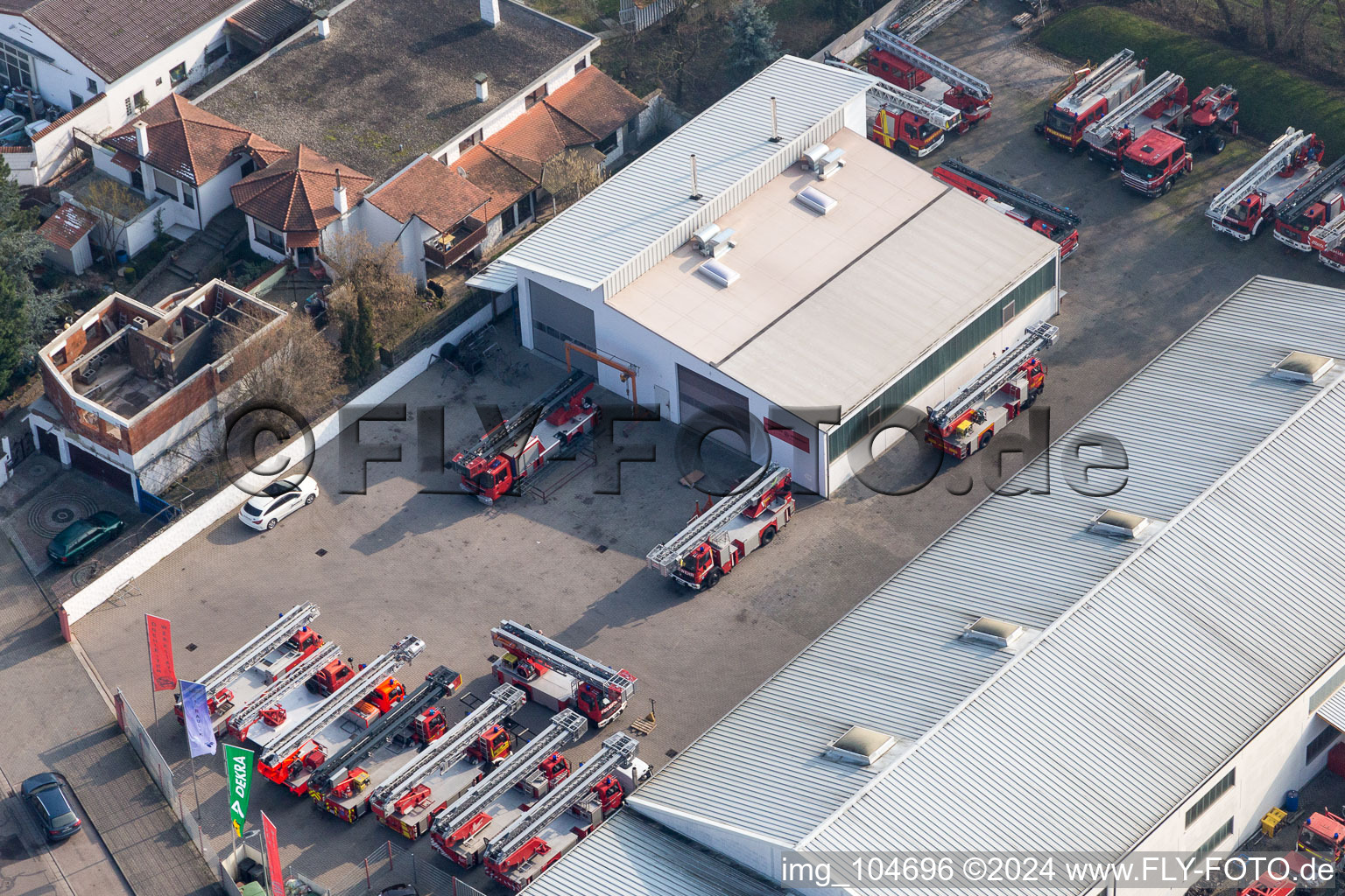 Photographie aérienne de Minderlachen, zone industrielle de Horst, atelier d'échelles à plateau tournant Beitel et Stier GmbH à le quartier Minderslachen in Kandel dans le département Rhénanie-Palatinat, Allemagne